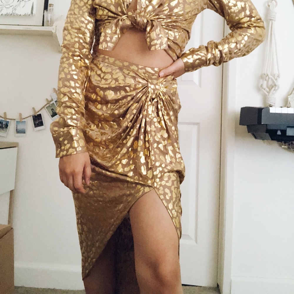 CHOOSY Gold cheetah print slit skirt (never worn)